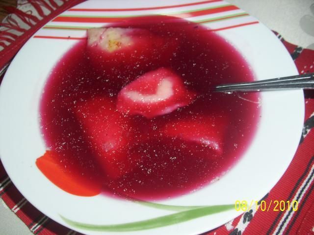 Czerwony barszcz czysty