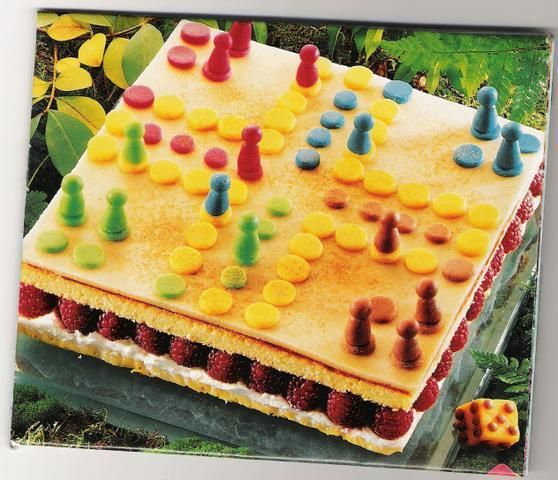 Czlowieku nie irytuj sie-tort Czlowieku nie irytuj sie-tort