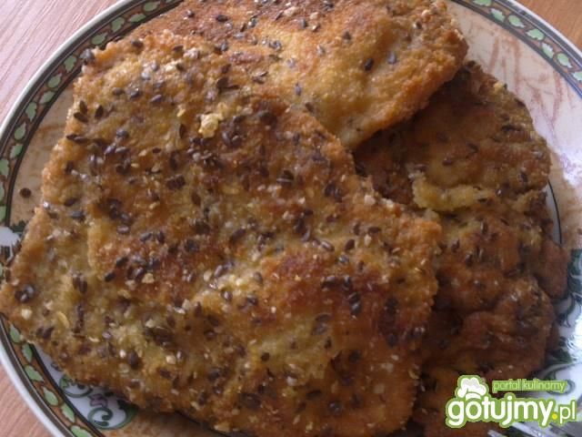 Czosnkowe schabowe w złotej panierce 