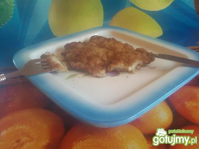 Czosnkowy kotlet z udka. Czosnkowy kotlet z udka.