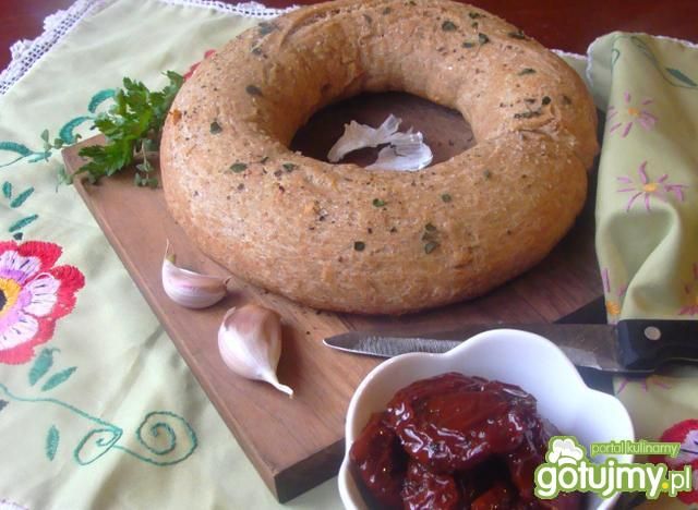 Czosnkowy wieniec  Czosnkowy wieniec