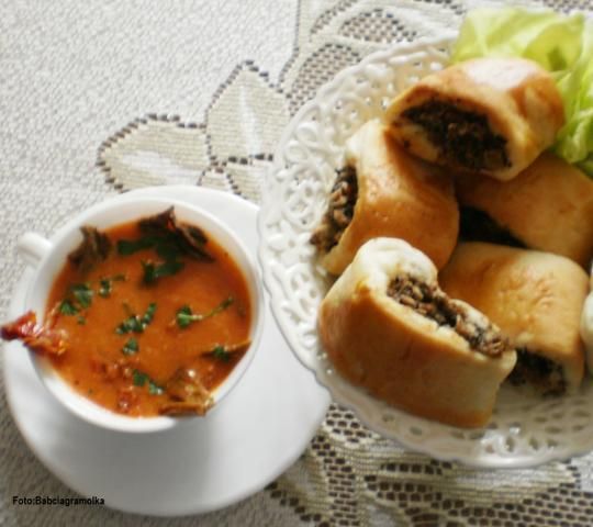 Czysta pomidorówka + :