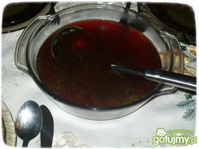 Czysty barszczyk czerwony