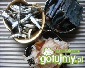 Daszi-podstawowy bulion japoński