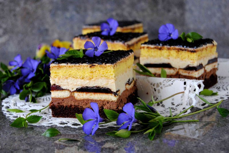 Delicjusz czekoladowo- chałwiowy Delicjusz czekoladowo- chałwiowy