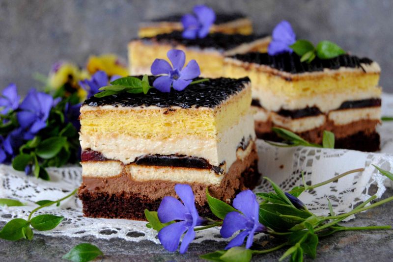 Delicjusz czekoladowo- chałwiowy Delicjusz czekoladowo- chałwiowy