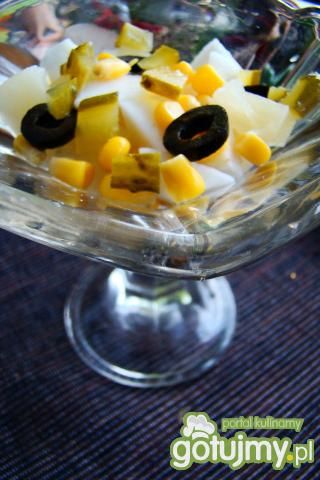 Delikatna sałatka warzywno-owocowa Delikatna sałatka warzywno-owocowa