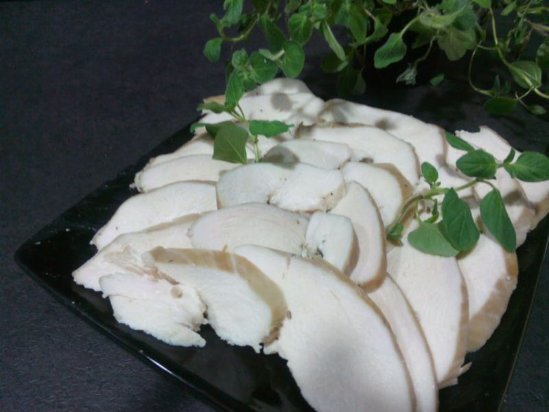 Delikatna wędlina z fileta kurczaka