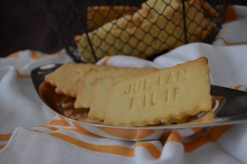 Delikatne maślane ciasteczka Delikatne maślane ciasteczka