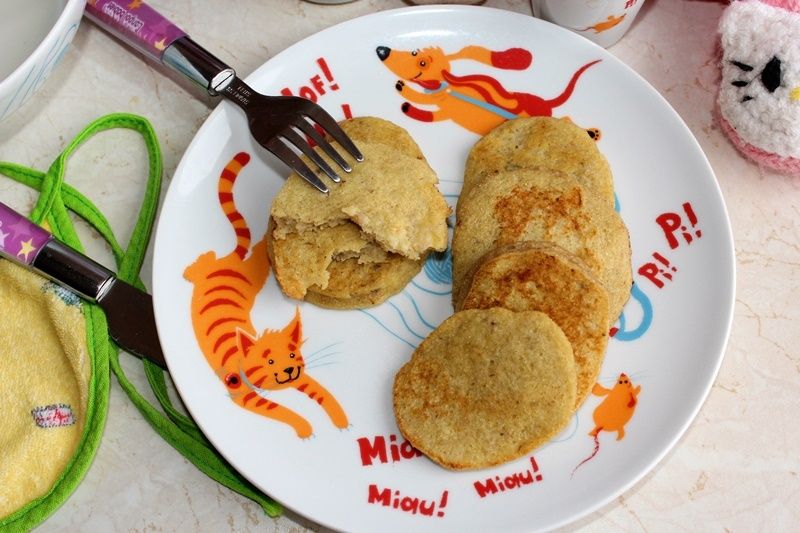 Delikatne placuszki bananowe dla niemowląt Delikatne placuszki bananowe dla niemowląt