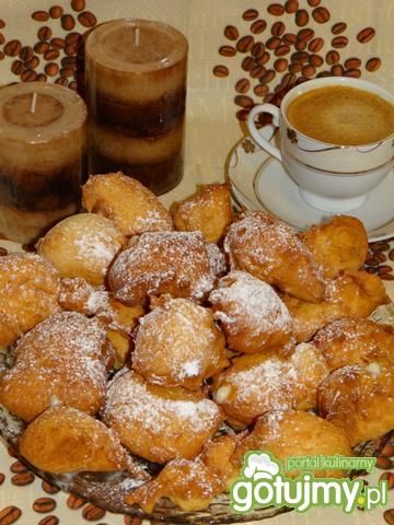 Delikatne rzucane pączusie  Delikatne rzucane pączusie