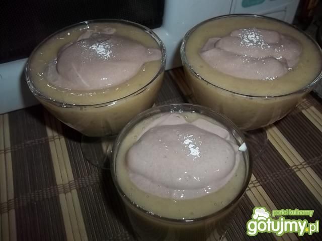 Deser bananowo-gruszkowy Deser bananowo-gruszkowy