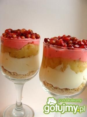 Deser bananowy z granatem Deser bananowy z granatem