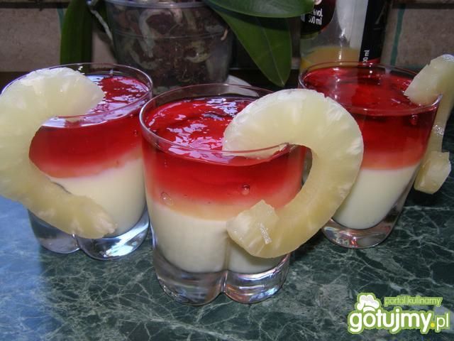 Deser budyniowy z ananasem Deser budyniowy z ananasem