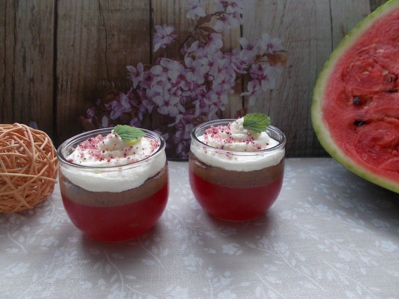 Deser czekoladowo-arbuzowy