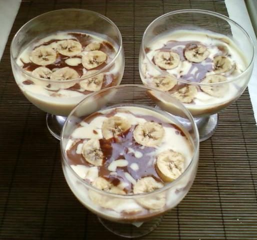 Deser czekoladowo bananowy Deser czekoladowo bananowy