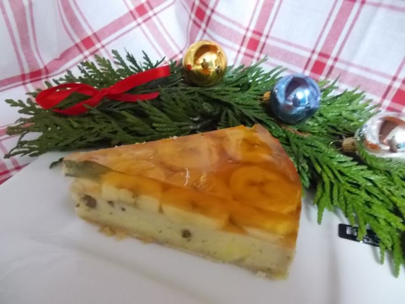 Deser galaretkowo bananowy
