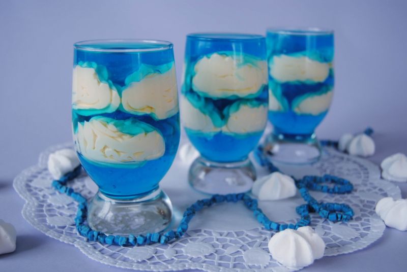 Deser lazurowe niebo 