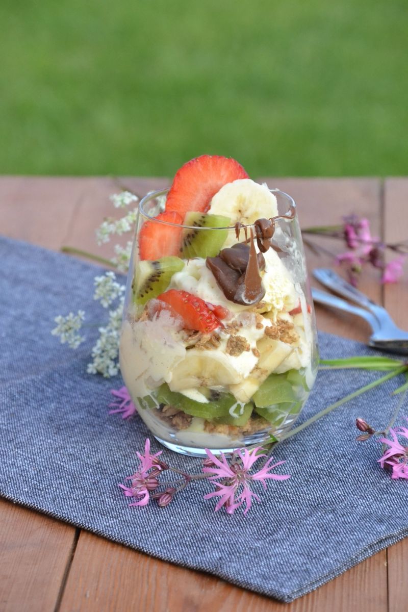 Deser lodowo-owocowy