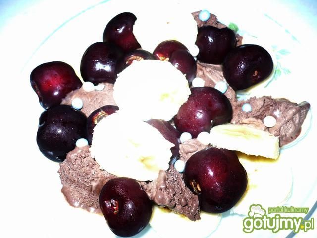 Deser lodowo-owocowy