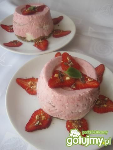 Deser lodowy z truskawkami 2 wg Joli