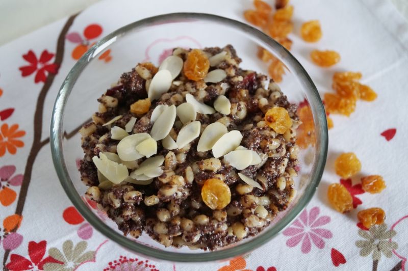 Deser makowy z pęczakiem