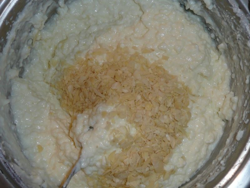 Deser ryżowo-malinowy