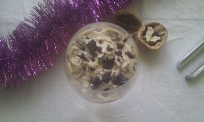 Deser serowo-bakaliowy