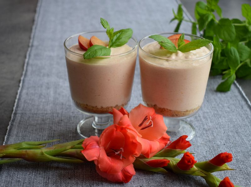 Deser śliwkowy z mascarpone i cynamonem Deser śliwkowy z mascarpone i cynamonem