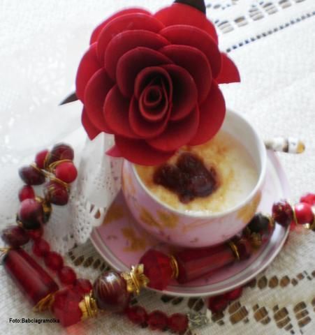 Deser waniliowo-różany z kaszki Bebilon: