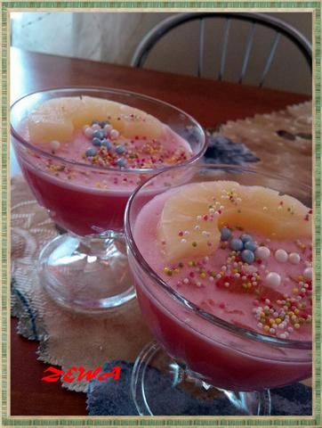 Deser wiśniowo ananasowy Deser wiśniowo ananasowy