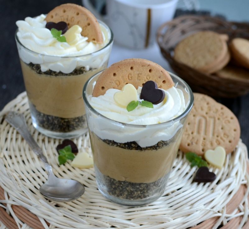 Deser z masłem orzechowym