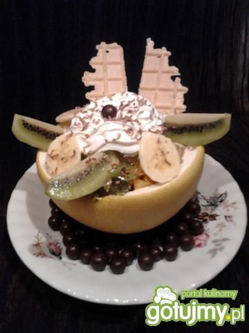 Deser z owoców egzotycznych Deser z owoców egzotycznych