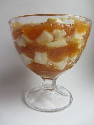 Deser z pigwą i kaszą manną