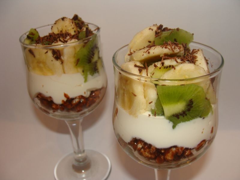 Deser z waflem ryżowym Deser z waflem ryżowym