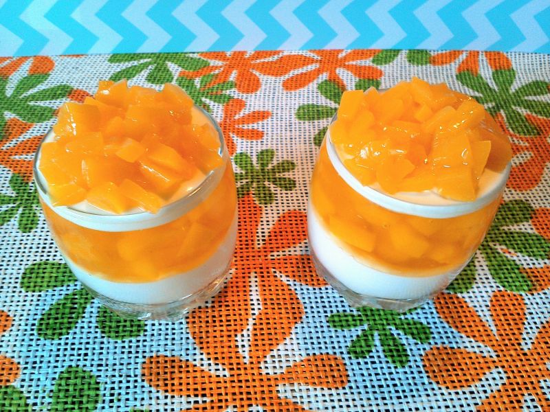 Deserek brzoskwiniowo - jogurtowy