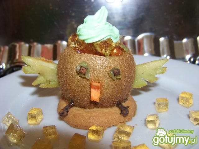 Deserek dla dzieci  szary kurczaczek Deserek dla dzieci  szary kurczaczek