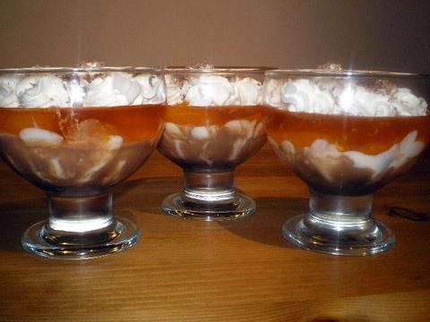 DESEREK ~~ Serek z owocem i galaretką ~~