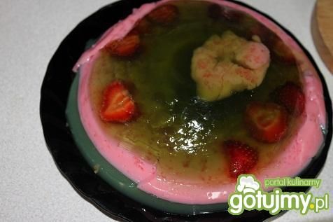 Deserek ufo z galaretek 