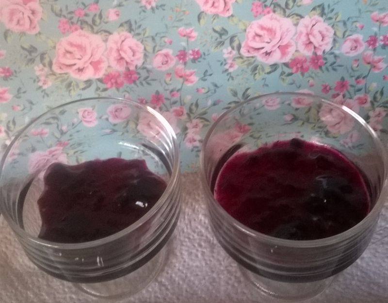 Deserek z winogronami