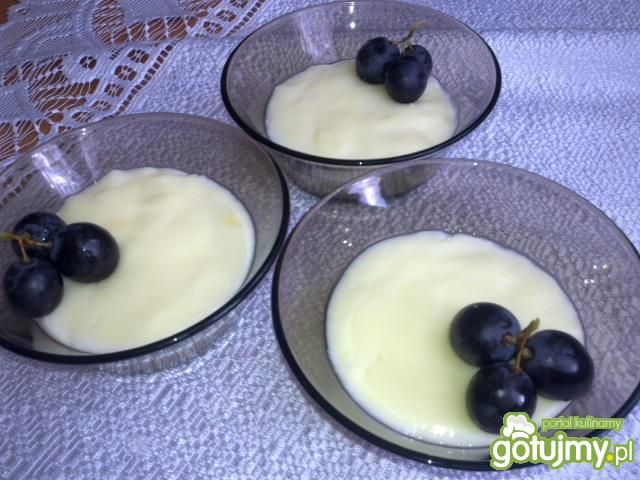 Deserek z winogronem Deserek z winogronem