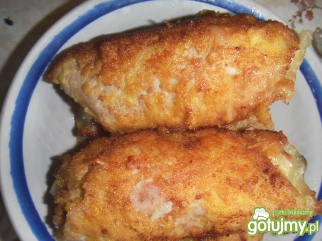 Devolay ze schabu z wędiną i serem Devolay ze schabu z wędiną i serem