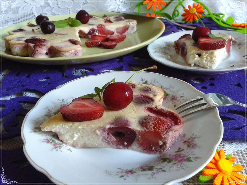 Dietetyczne claufotis z truskawkami i czereśniami