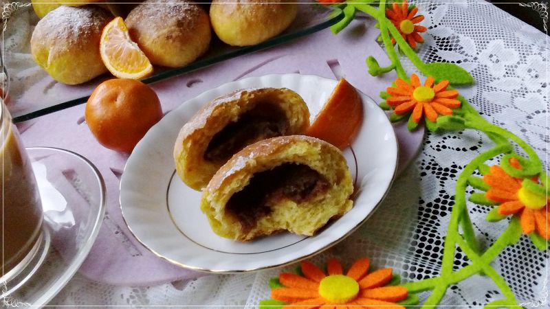 Dietetyczne pączki z daktylami z piekarnika