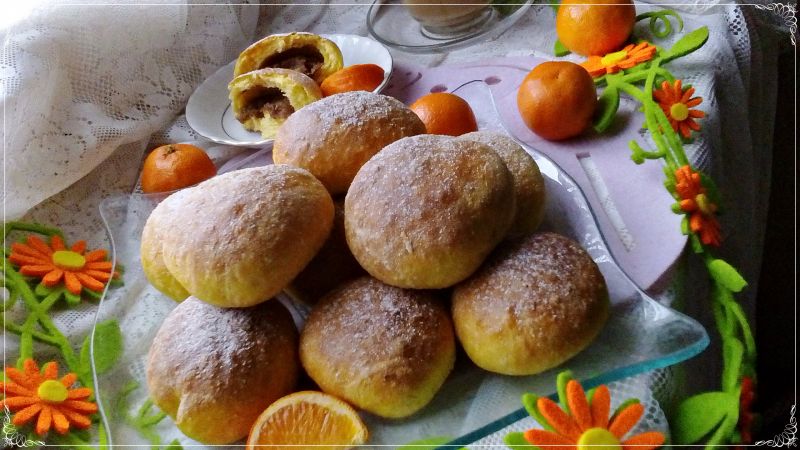 Dietetyczne pączki z daktylami z piekarnika