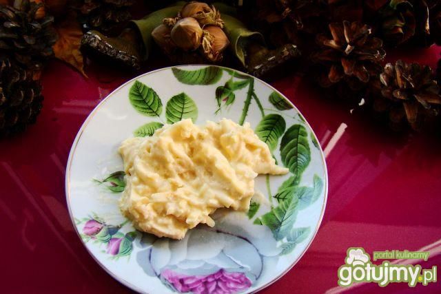 Dip czosnkowo-jabłkowy  Dip czosnkowo-jabłkowy