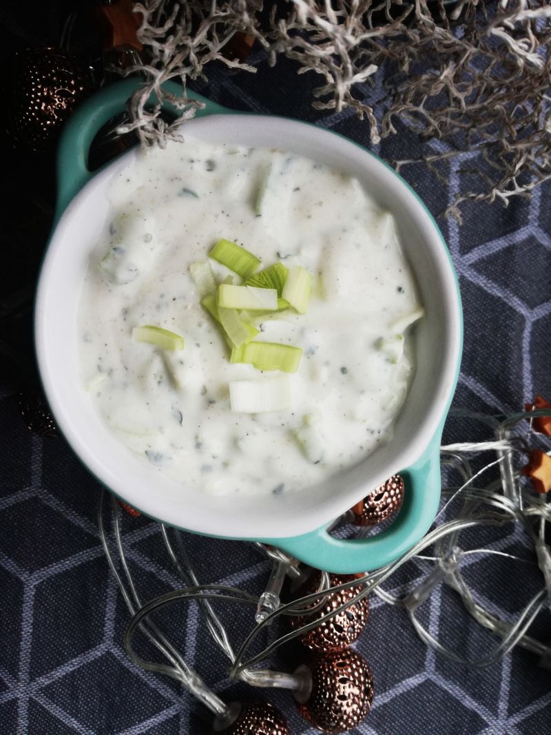 Dip czosnkowo - porowy