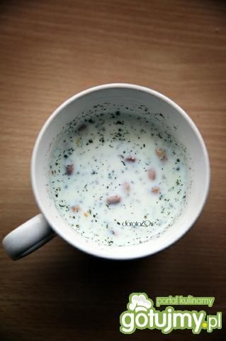 Dip koperkowo-czosnkowo-orzechowy Dip koperkowo-czosnkowo-orzechowy