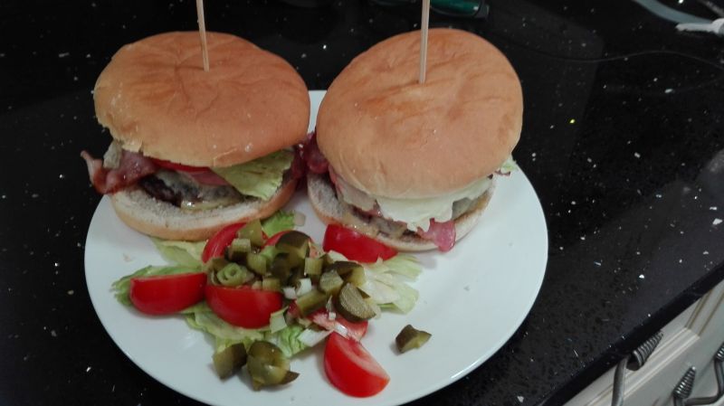 Dobry przepis na hamburgera Dobry przepis na hamburgera