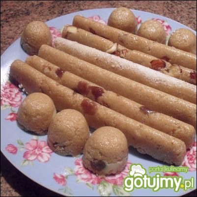 Domowa chałwa z dodatkami Domowa chałwa z dodatkami